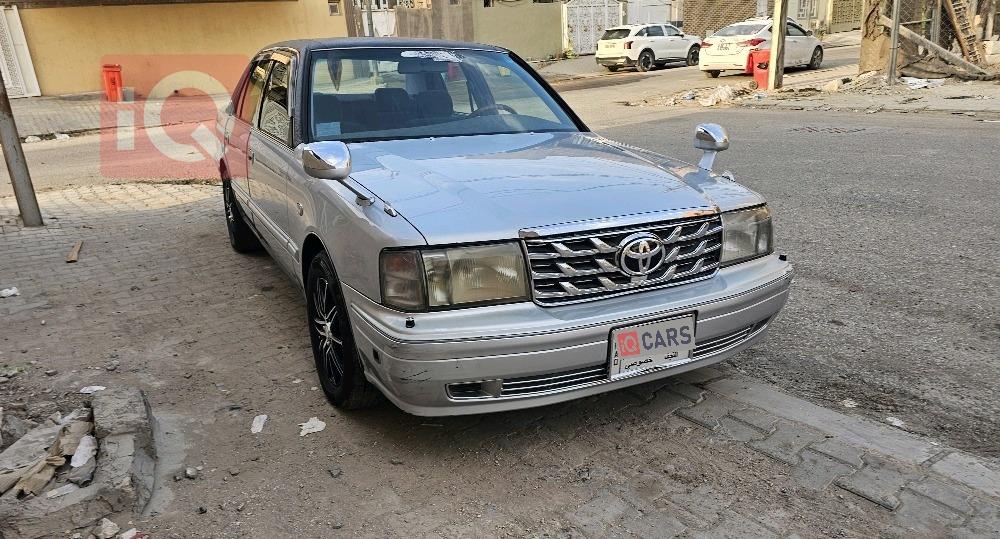 تويوتا كراون